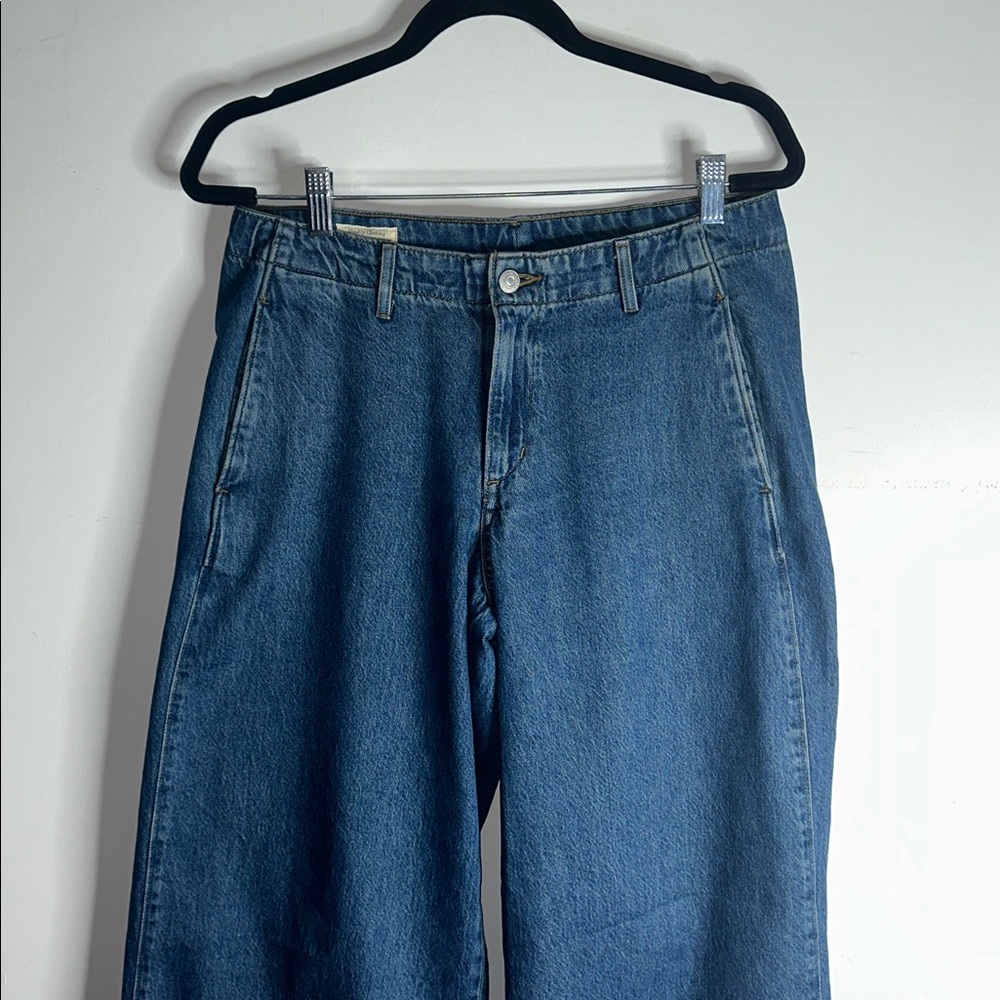 Levi's® Premium XL CHINO WOMEN'S JEANS in Big Yikes - Medium Wash - Picture 8 of 9